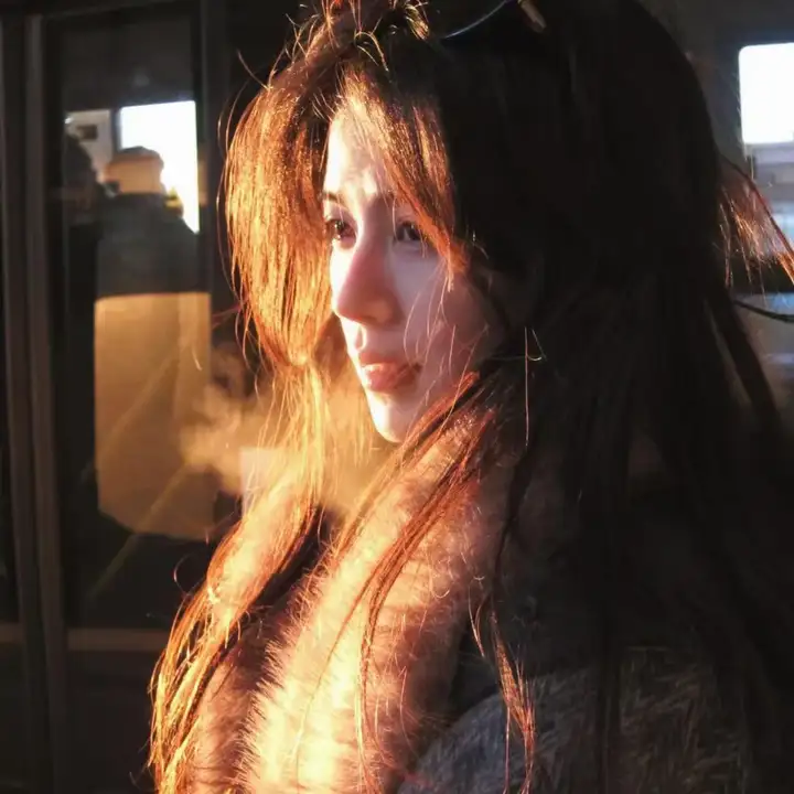 毛骨悚然之红衣男孩